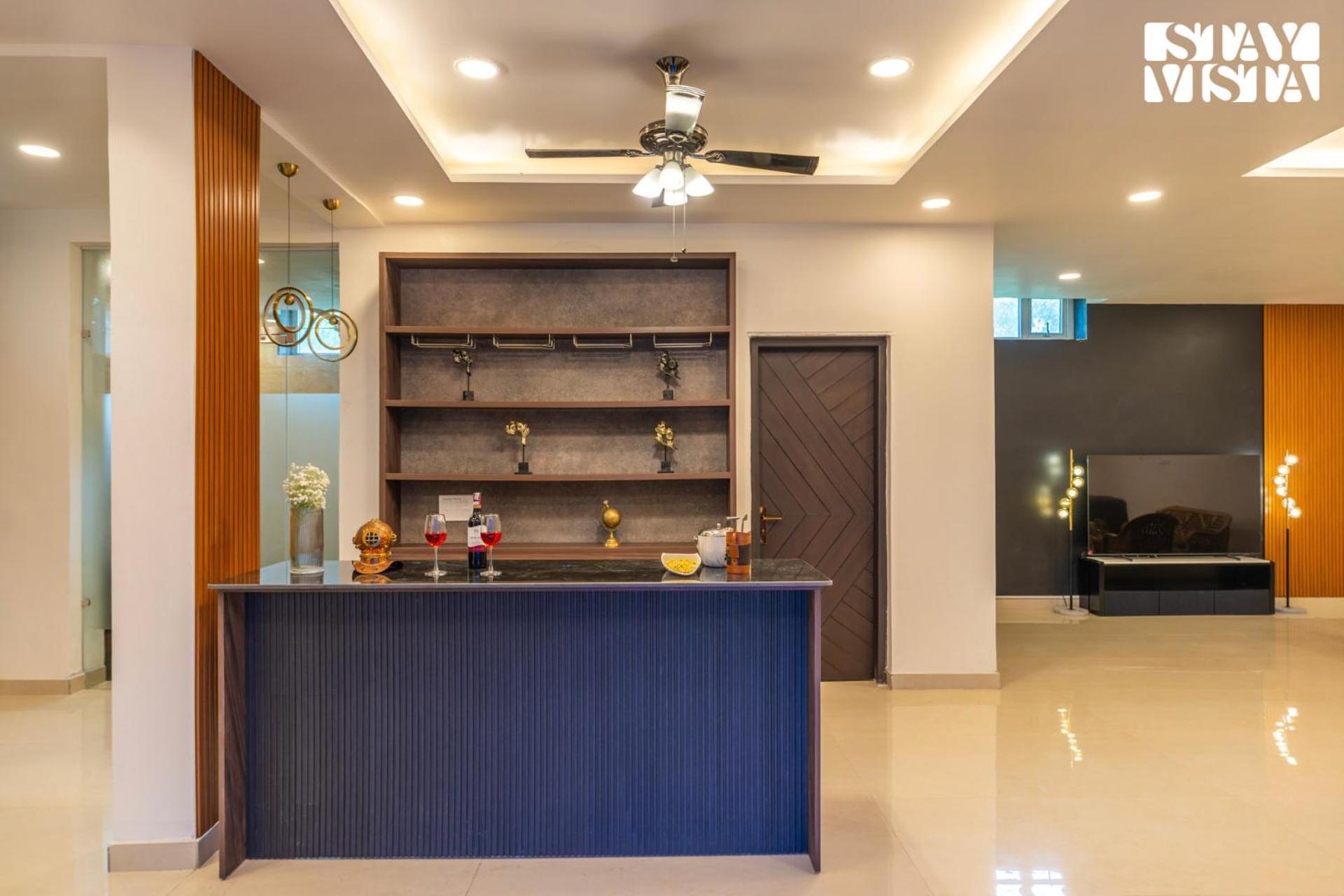 Stayvista At Wandering Vines Indoor Pool 4Bhk Luxury Villa In Delhi Sohna Екстер'єр фото