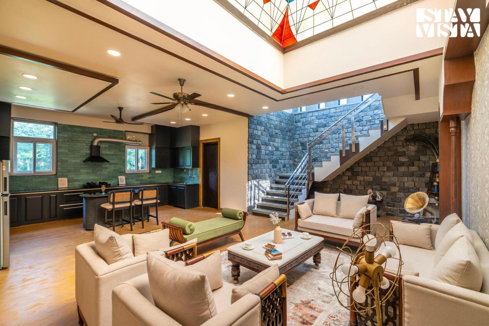 Stayvista At Wandering Vines Indoor Pool 4Bhk Luxury Villa In Delhi Sohna Екстер'єр фото